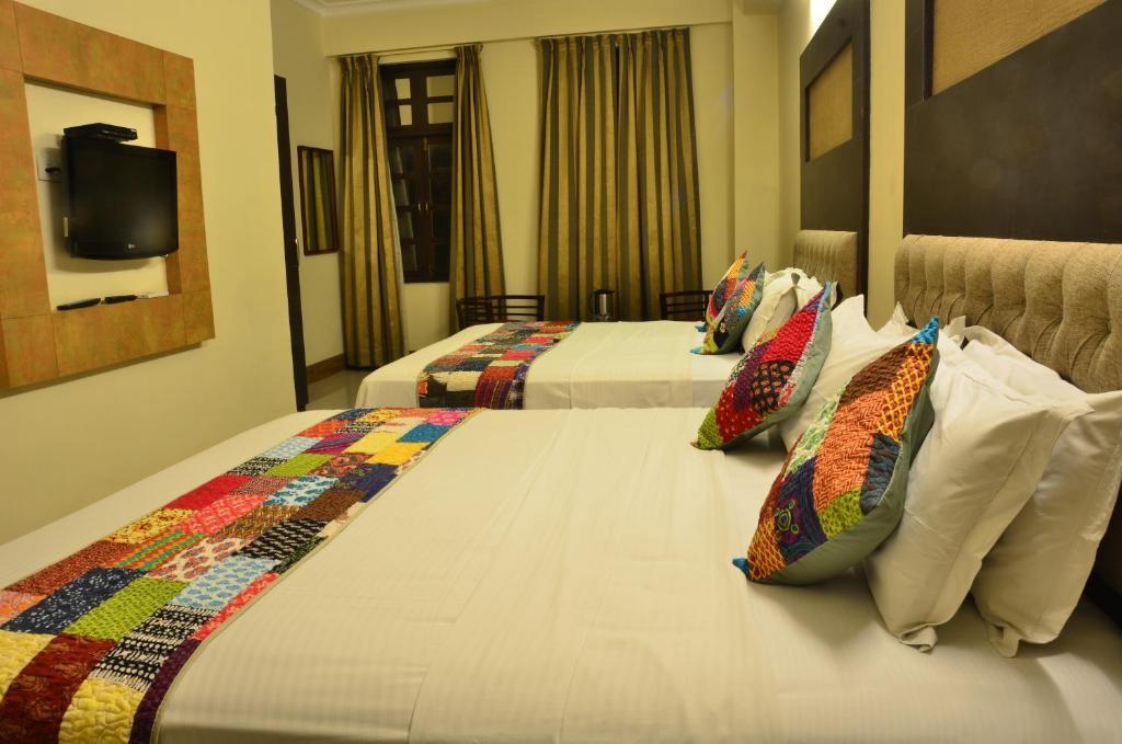 Hotel H R Palace Jaipur Bilik gambar