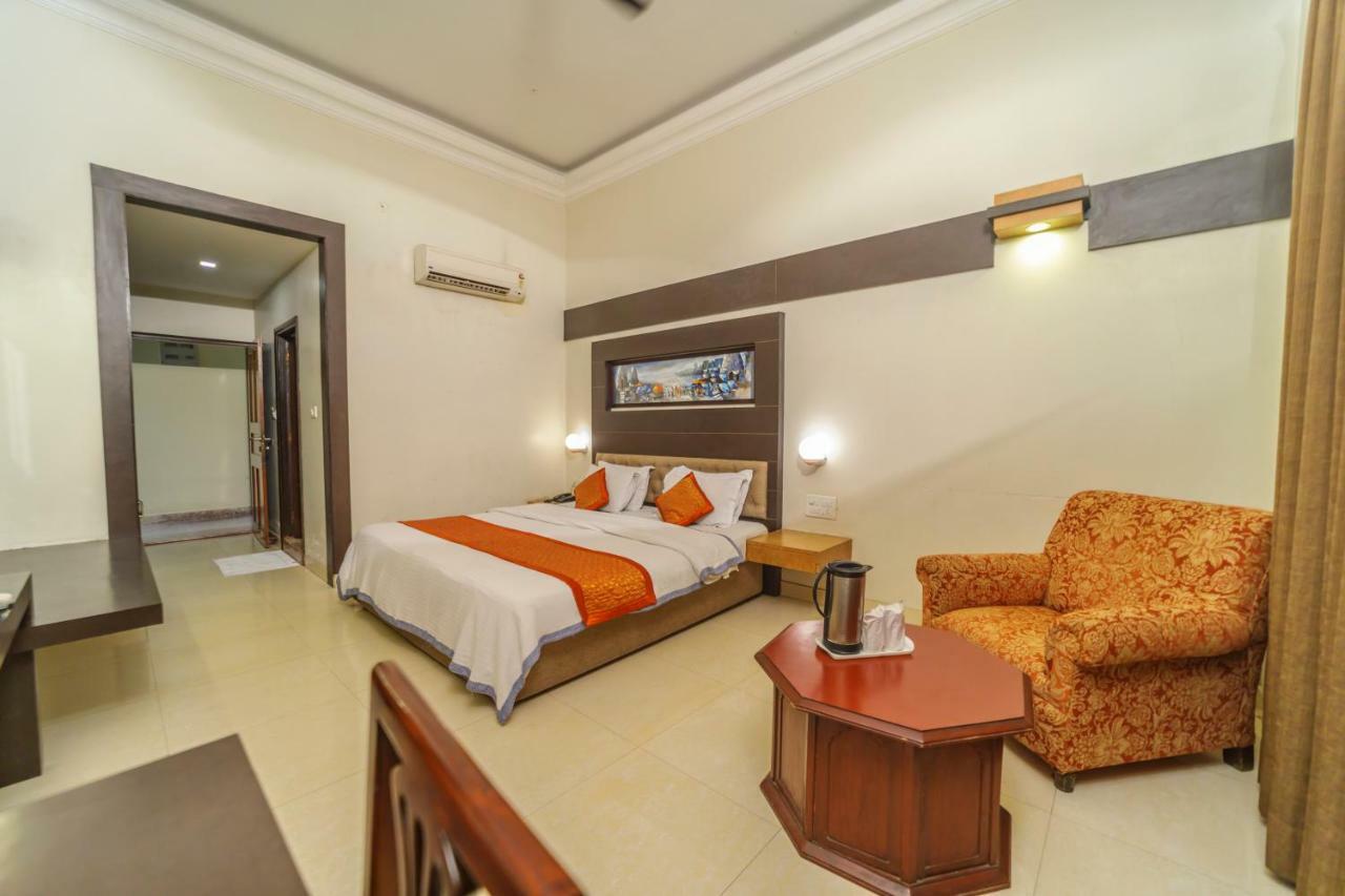 Hotel H R Palace Jaipur Luaran gambar